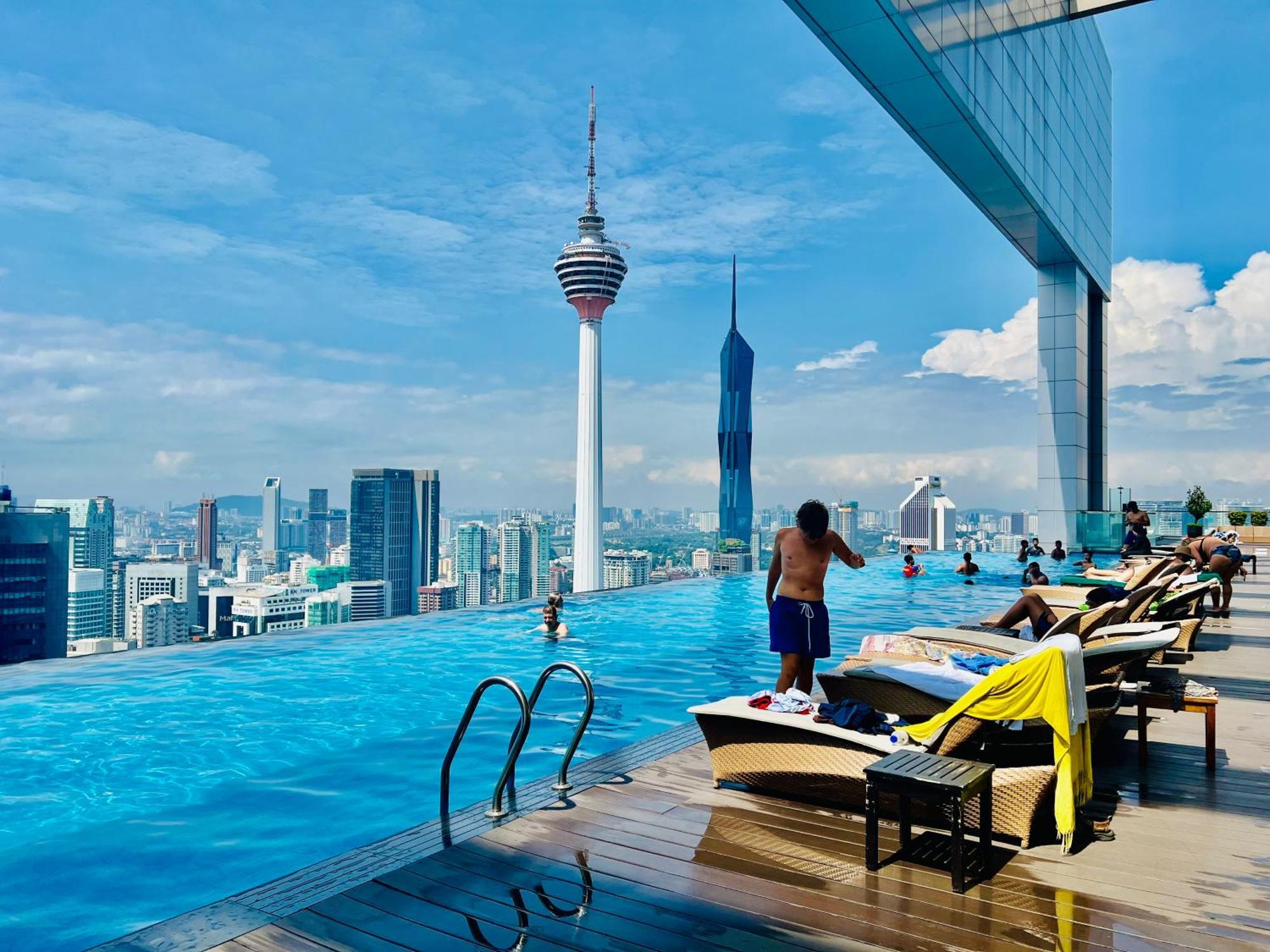 The Platinum Klcc By Castle Houze