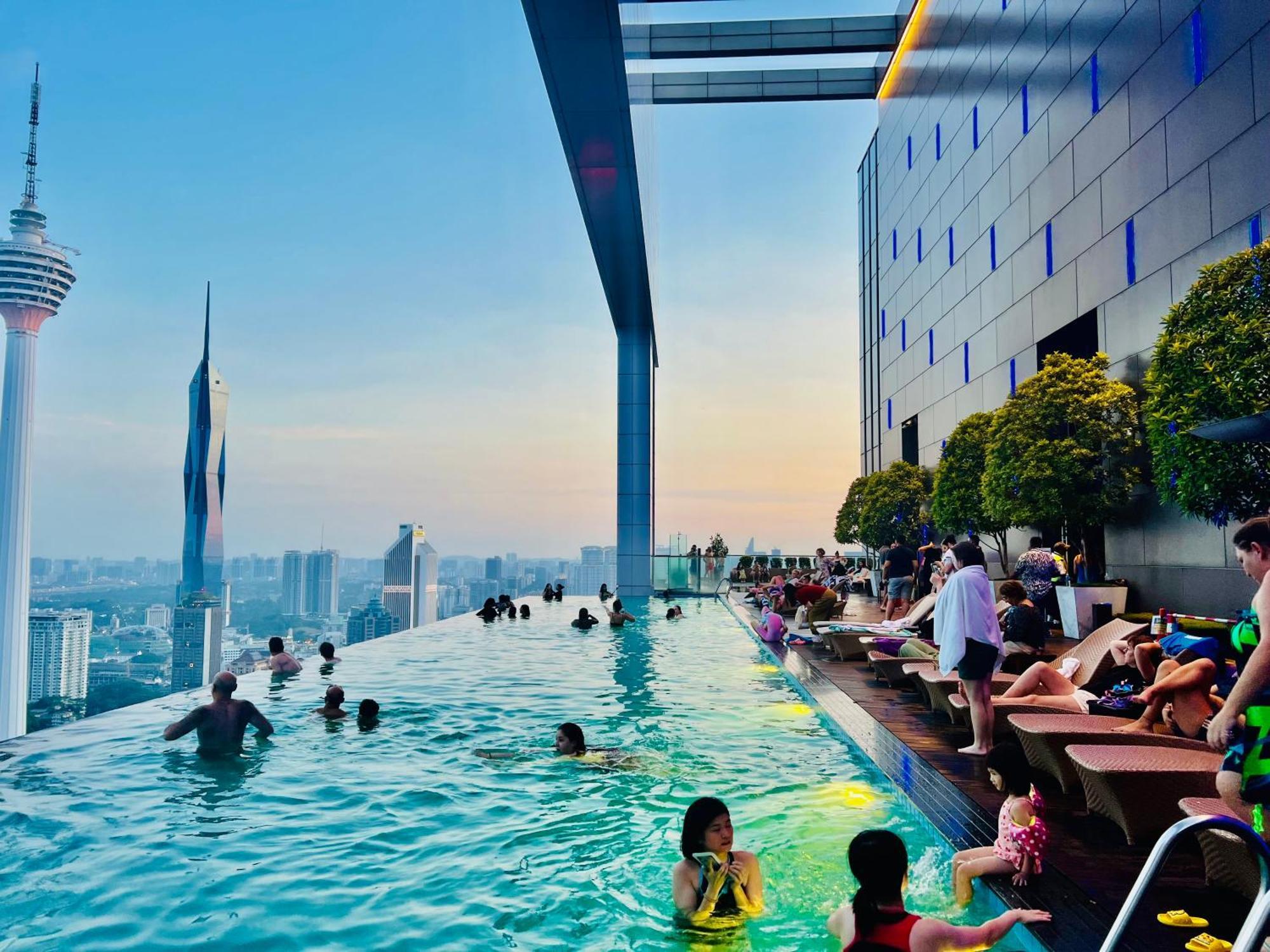 The Platinum Klcc By Castle Houze